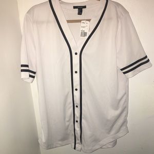 Forever 21 black & white jersey